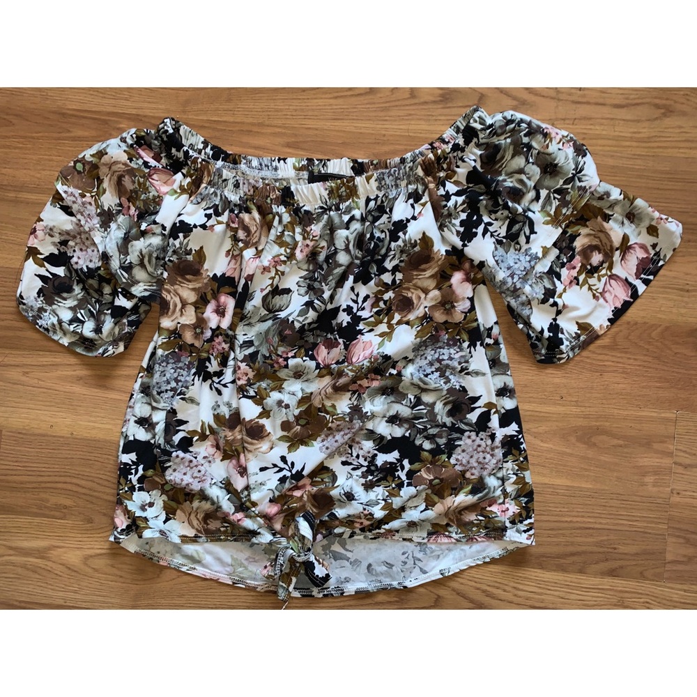 Vibe Sportswear Top